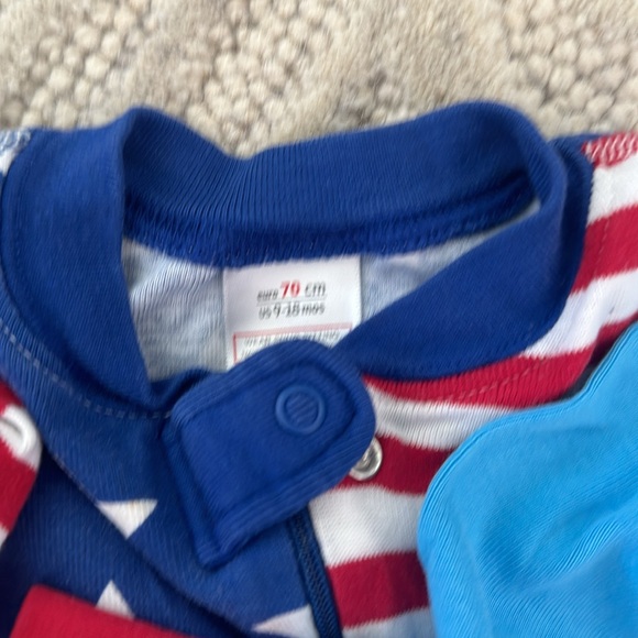 Hanna Andersson onesies -set of 4 - Picture 4 of 6